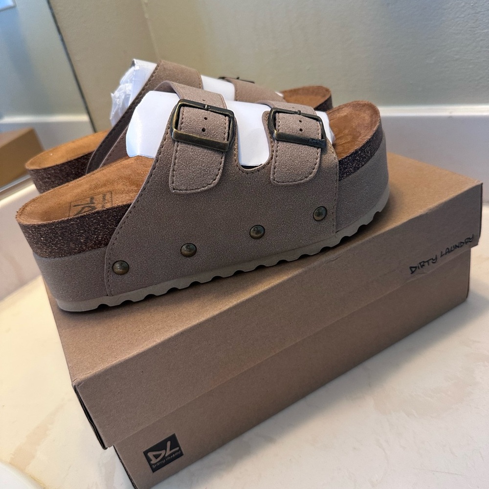 Dirty Laundry Pueblo Platform Sandal